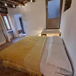Pace Attraverso Gli Occhi Guest house Perledo